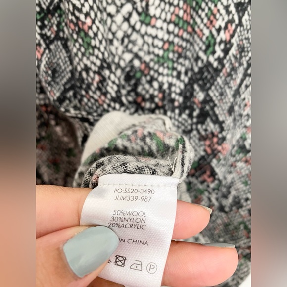 Hush Snakeskin Pattern Wool Blend Jumper Size M - Picture 8 of 8